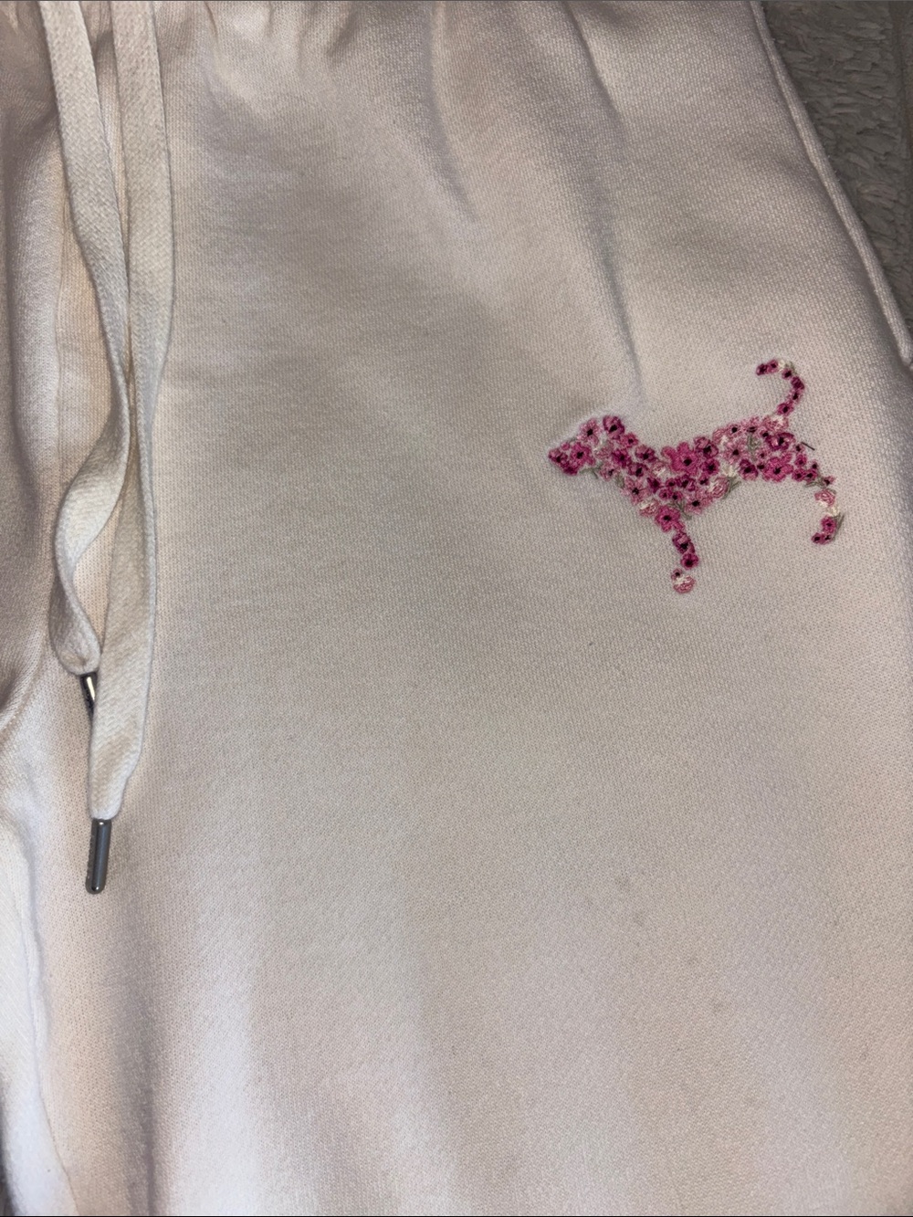 Victoria’s Secret PINk' Sweatpants with Pink Floral Dog Embroidery Size S - Picture 2 of 3